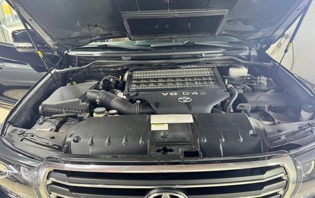 Toyota Land Cruiser 200, 2015 год, 4 450 000 рублей, 15 фотография