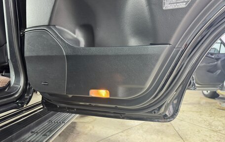 Toyota Land Cruiser 200, 2015 год, 4 450 000 рублей, 21 фотография