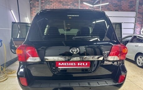 Toyota Land Cruiser 200, 2015 год, 4 450 000 рублей, 16 фотография