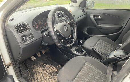 Volkswagen Polo VI (EU Market), 2015 год, 800 000 рублей, 3 фотография