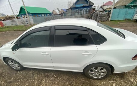 Volkswagen Polo VI (EU Market), 2015 год, 800 000 рублей, 4 фотография