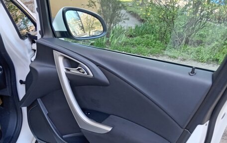 Opel Astra J, 2011 год, 950 000 рублей, 10 фотография