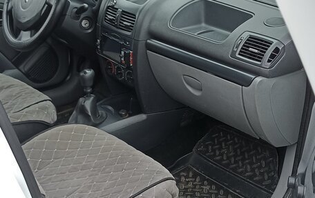 Renault Symbol I, 2007 год, 250 000 рублей, 6 фотография