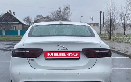 Jaguar XE I рестайлинг, 2016 год, 1 700 000 рублей, 6 фотография