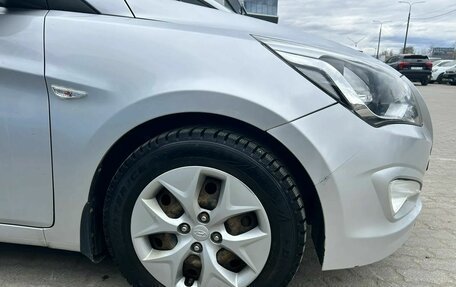 Hyundai Solaris II рестайлинг, 2015 год, 988 000 рублей, 5 фотография