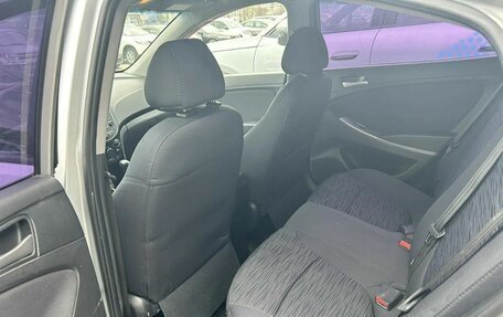 Hyundai Solaris II рестайлинг, 2015 год, 988 000 рублей, 14 фотография