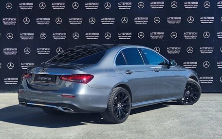 Mercedes-Benz E-Класс, 2021 год, 5 300 000 рублей, 2 фотография