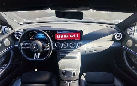 Mercedes-Benz E-Класс, 2021 год, 5 300 000 рублей, 29 фотография