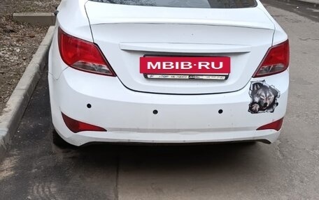 Hyundai Solaris II рестайлинг, 2015 год, 650 000 рублей, 5 фотография