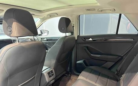 Volkswagen T-Roc I, 2023 год, 1 341 300 рублей, 8 фотография