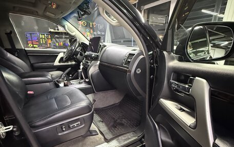 Toyota Land Cruiser 200, 2013 год, 4 500 000 рублей, 3 фотография