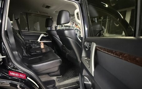 Toyota Land Cruiser 200, 2013 год, 4 500 000 рублей, 4 фотография