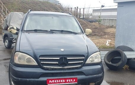 Mercedes-Benz M-Класс, 1999 год, 350 000 рублей, 1 фотография