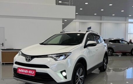 Toyota RAV4, 2016 год, 2 445 000 рублей, 1 фотография