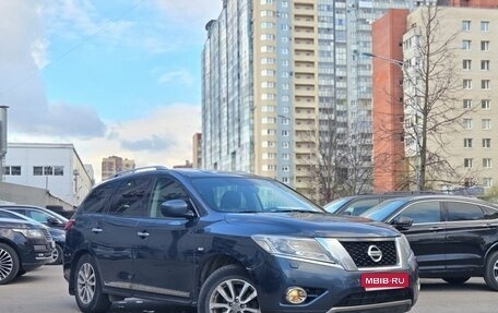 Nissan Pathfinder, 2016 год, 1 849 000 рублей, 1 фотография