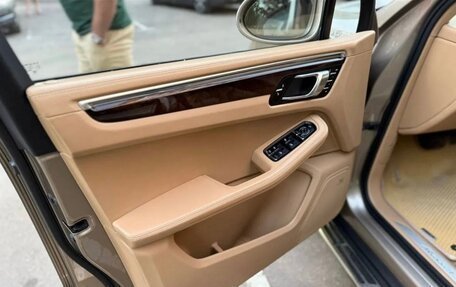 Porsche Macan I рестайлинг, 2014 год, 2 700 000 рублей, 4 фотография