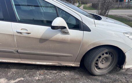Peugeot 308 II, 2010 год, 300 000 рублей, 2 фотография