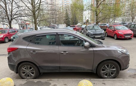 Hyundai ix35 I рестайлинг, 2015 год, 1 600 000 рублей, 2 фотография