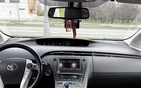 Toyota Prius, 2009 год, 1 300 000 рублей, 14 фотография