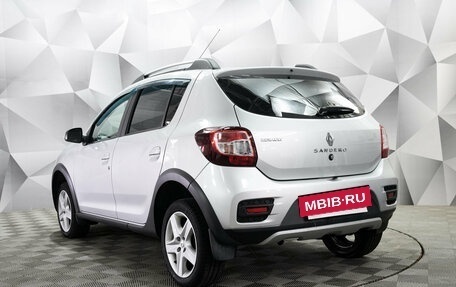 Renault Sandero II рестайлинг, 2018 год, 950 000 рублей, 2 фотография