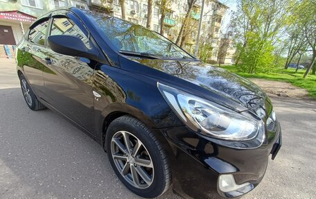 Hyundai Solaris II рестайлинг, 2012 год, 830 000 рублей, 12 фотография
