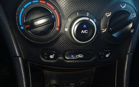 Hyundai Solaris II рестайлинг, 2012 год, 830 000 рублей, 20 фотография