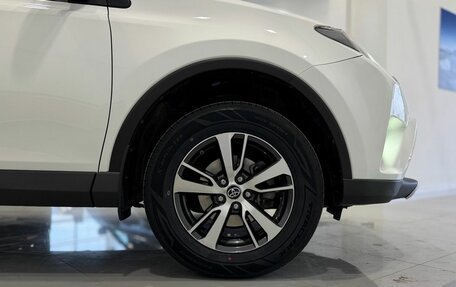 Toyota RAV4, 2016 год, 2 445 000 рублей, 4 фотография