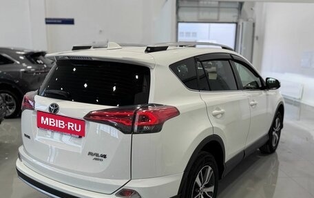 Toyota RAV4, 2016 год, 2 445 000 рублей, 5 фотография