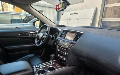 Nissan Pathfinder, 2016 год, 1 849 000 рублей, 9 фотография