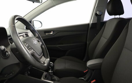 Hyundai Solaris II рестайлинг, 2018 год, 1 259 000 рублей, 8 фотография