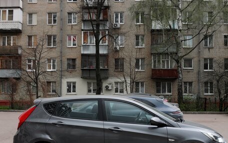 Hyundai Solaris II рестайлинг, 2011 год, 565 000 рублей, 5 фотография