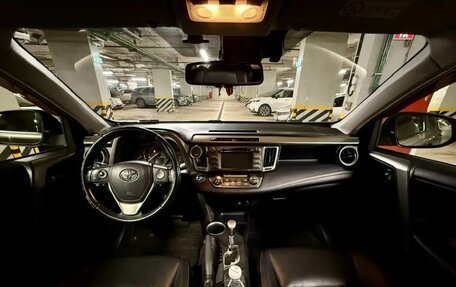 Toyota RAV4, 2013 год, 2 250 000 рублей, 10 фотография