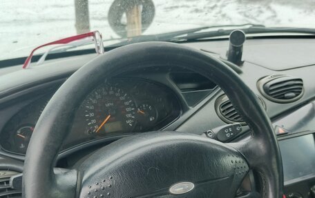 Ford Focus IV, 2001 год, 220 000 рублей, 6 фотография