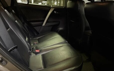 Toyota RAV4, 2013 год, 2 250 000 рублей, 16 фотография