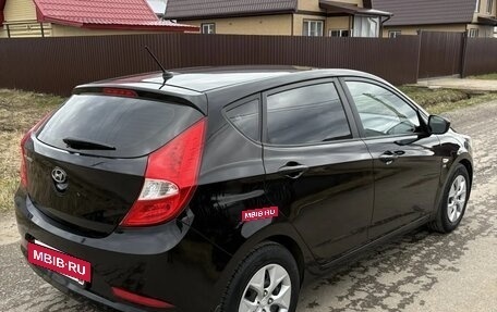 Hyundai Solaris II рестайлинг, 2016 год, 1 100 000 рублей, 4 фотография