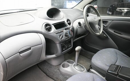 Toyota Vitz, 2001 год, 669 000 рублей, 7 фотография