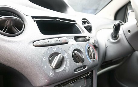 Toyota Vitz, 2001 год, 669 000 рублей, 14 фотография