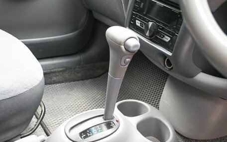 Toyota Vitz, 2001 год, 669 000 рублей, 13 фотография