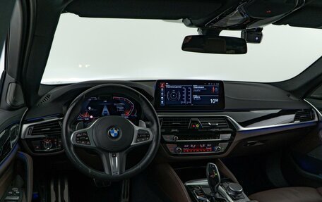 BMW 5 серия, 2021 год, 5 678 888 рублей, 6 фотография