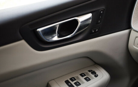 Volvo XC60 II, 2021 год, 4 298 000 рублей, 21 фотография