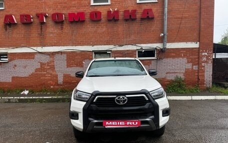 Toyota Hilux VIII, 2021 год, 5 фотография