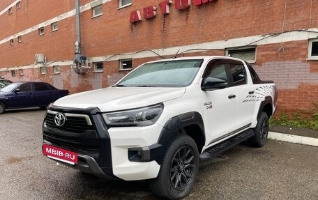 Toyota Hilux VIII, 2021 год, 3 фотография