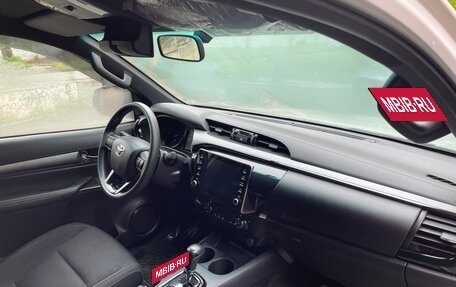 Toyota Hilux VIII, 2021 год, 8 фотография