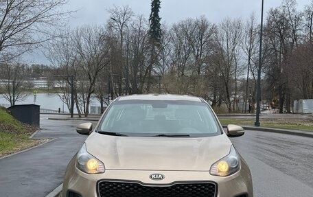 KIA Sportage IV рестайлинг, 2018 год, 1 850 000 рублей, 1 фотография