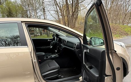 KIA Sportage IV рестайлинг, 2018 год, 1 850 000 рублей, 8 фотография