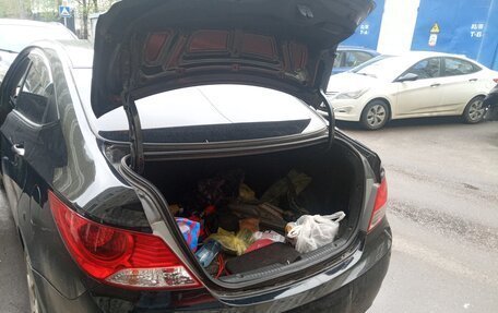 Hyundai Solaris II рестайлинг, 2012 год, 890 000 рублей, 5 фотография