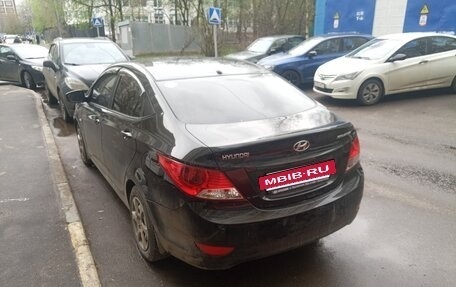 Hyundai Solaris II рестайлинг, 2012 год, 890 000 рублей, 10 фотография