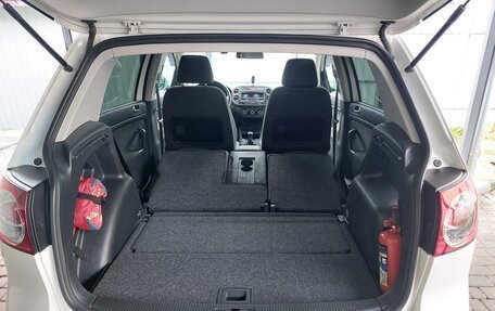 Volkswagen Golf Plus II, 2011 год, 770 000 рублей, 13 фотография