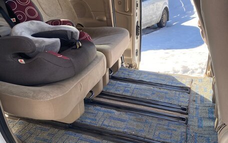 Nissan Serena II, 2002 год, 685 000 рублей, 9 фотография