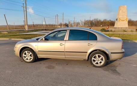 Skoda Superb III рестайлинг, 2004 год, 450 000 рублей, 4 фотография